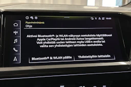valkoinen Audi Q4 e-tron 2024 kuva 22.