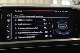 valkoinen Audi Q4 e-tron 2024 kuva 25.