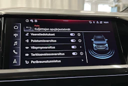 valkoinen Audi Q4 e-tron 2024 kuva 26.