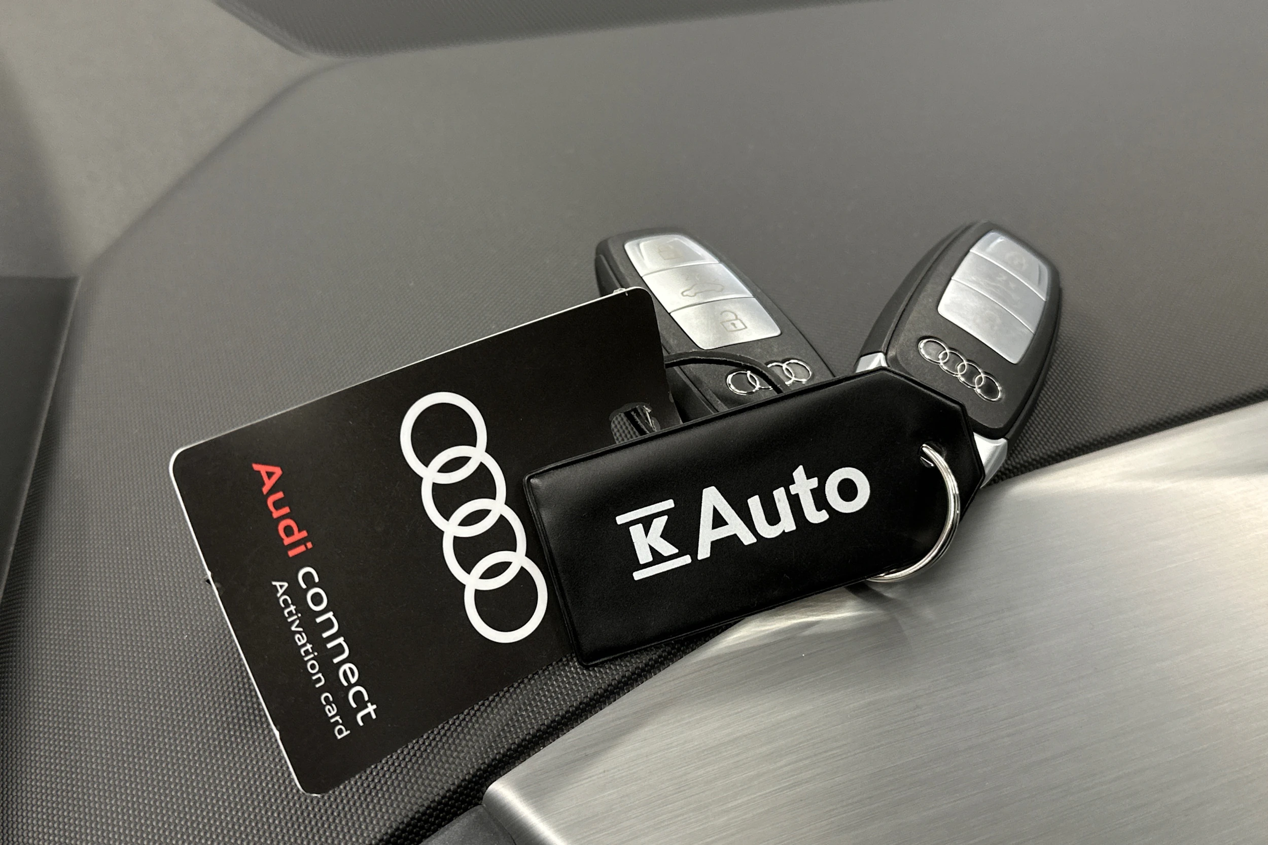 valkoinen Audi Q4 e-tron 2024 kuva 31.