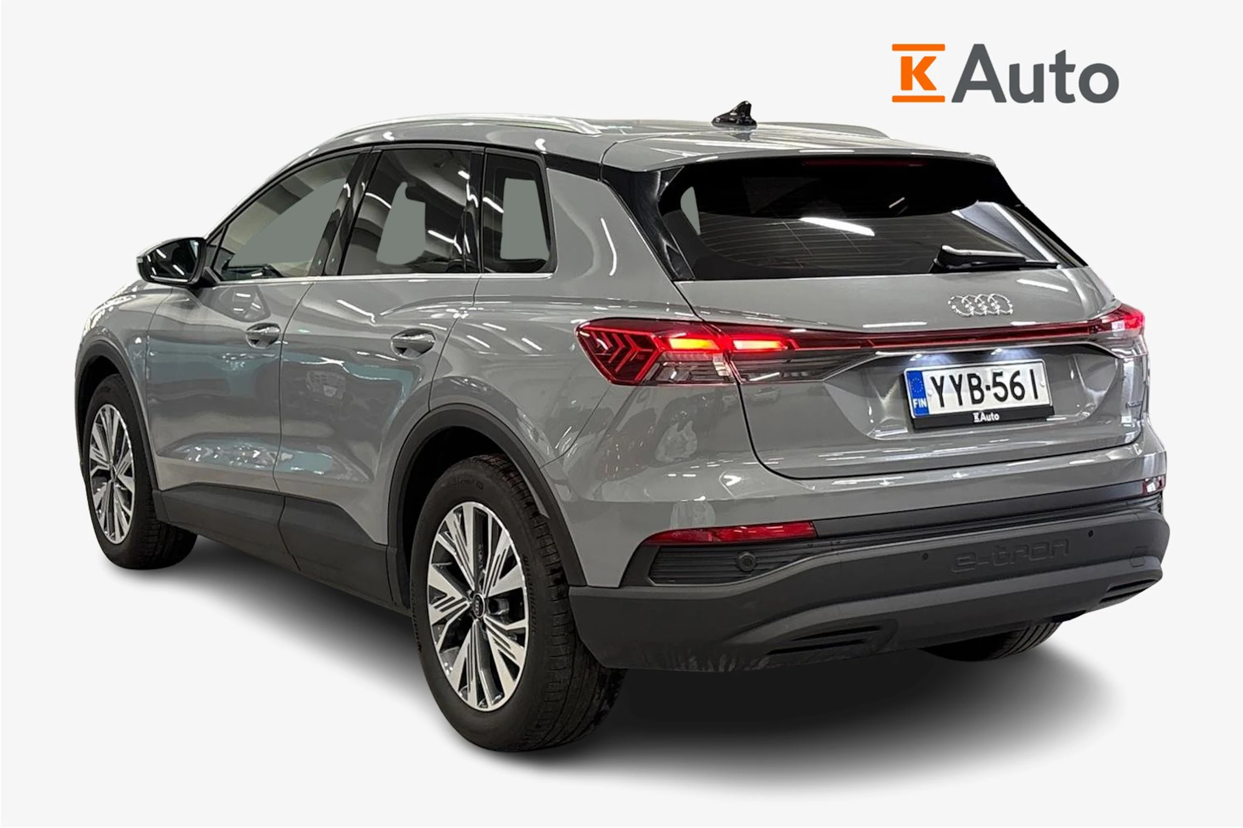 harmaa Audi Q4 e-tron 2024 kuva 2.