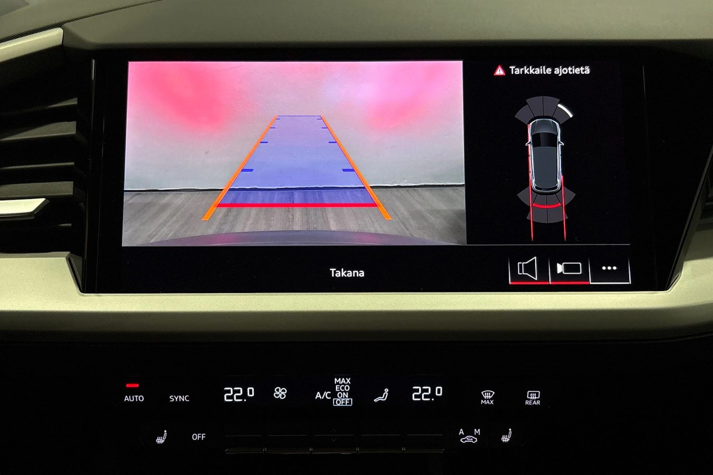 harmaa Audi Q4 e-tron 2024 kuva 12.