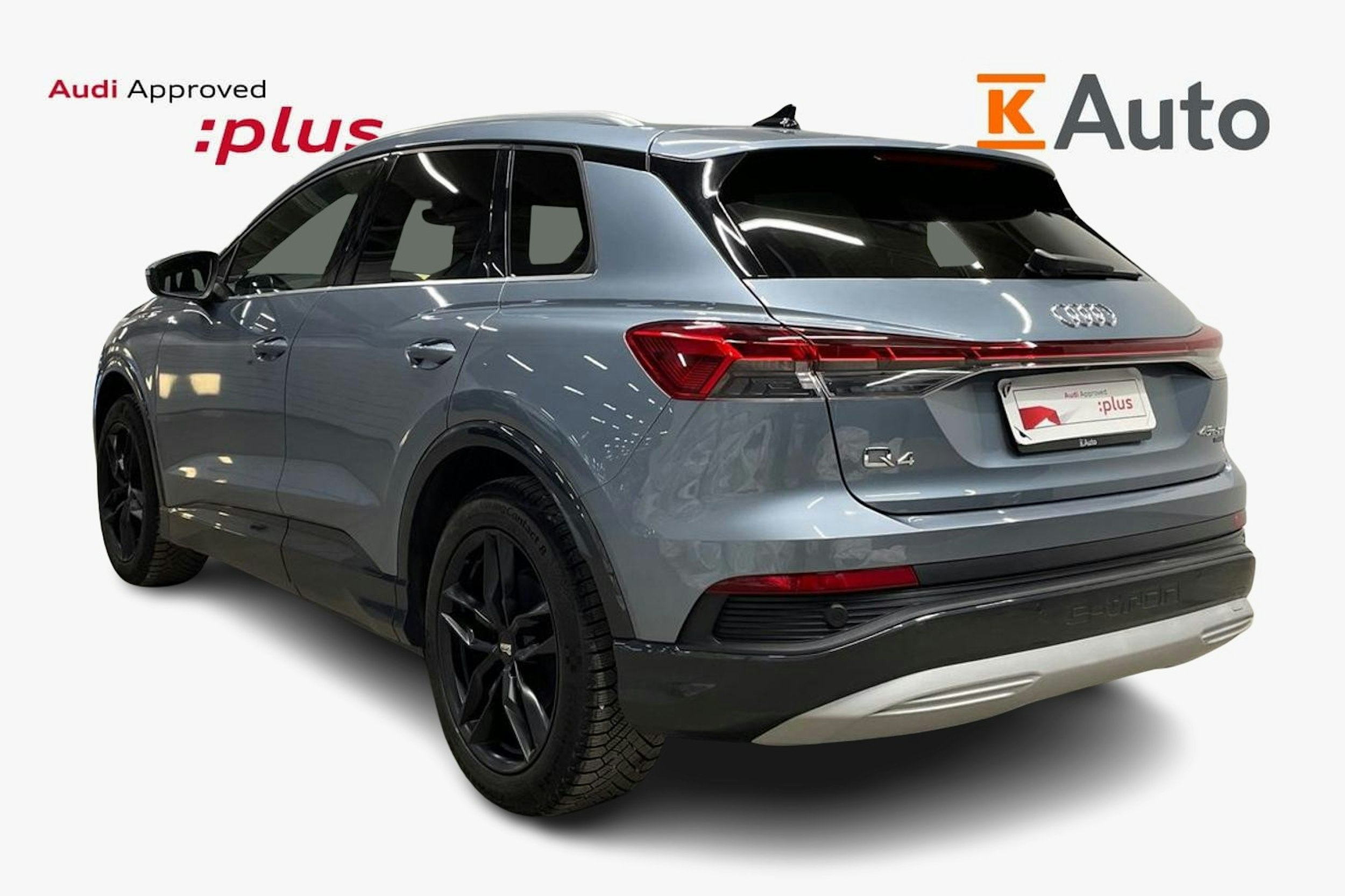 Sininen Audi Q4 e-tron 2024 kuva 2.
