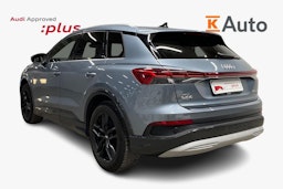 Sininen Audi Q4 e-tron 2024 kuva 2.