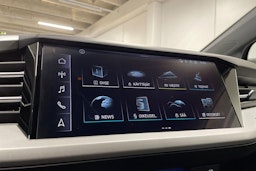 Sininen Audi Q4 e-tron 2024 kuva 17.