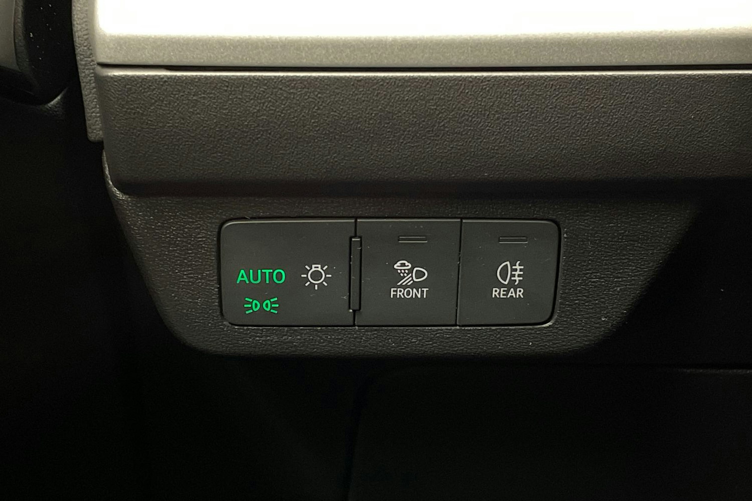 Sininen Audi Q4 e-tron 2024 kuva 24.