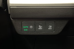 Sininen Audi Q4 e-tron 2024 kuva 24.