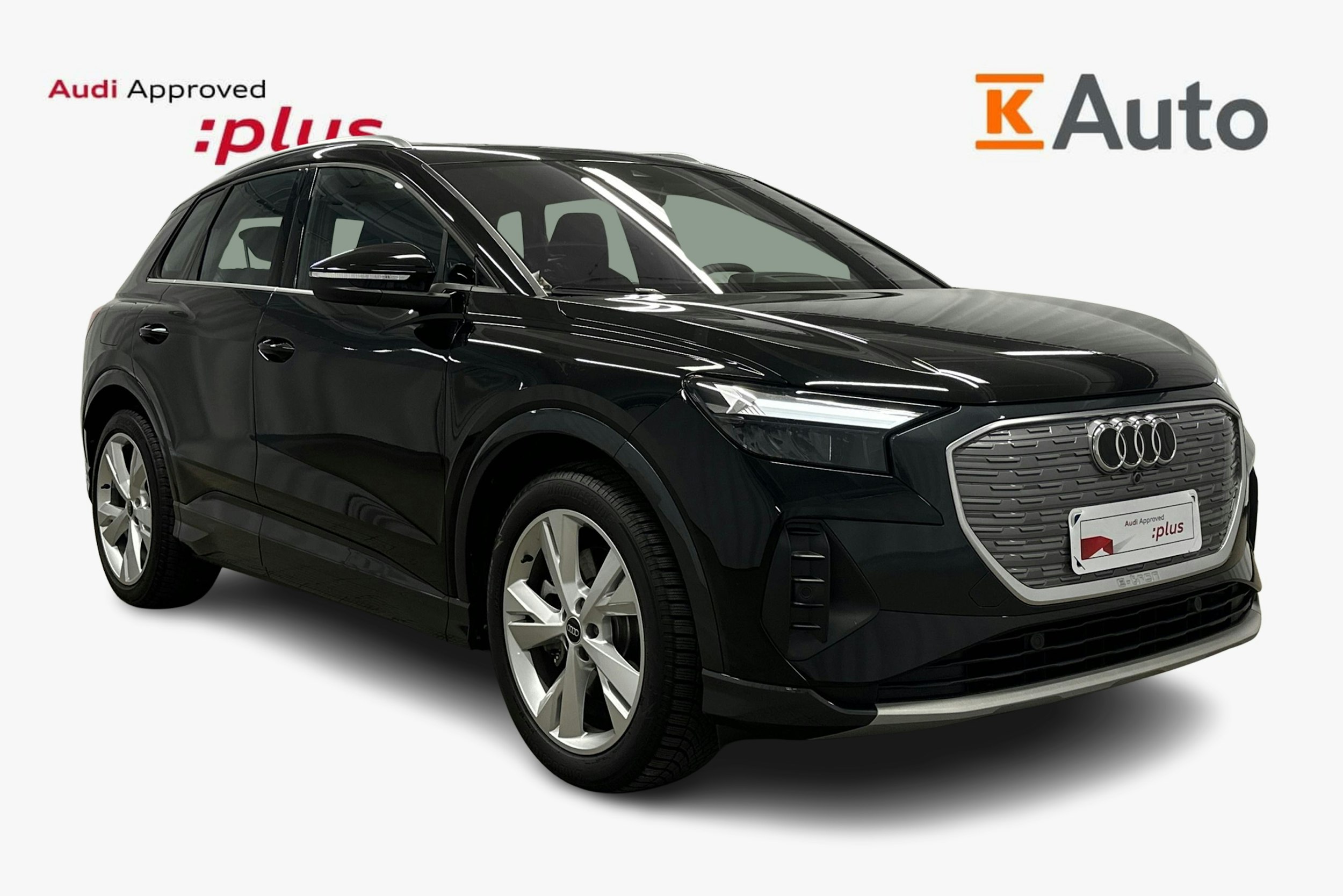 musta Audi Q4 e-tron 2024 kuva 1.