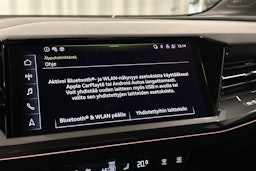 musta Audi Q4 e-tron 2024 kuva 28.