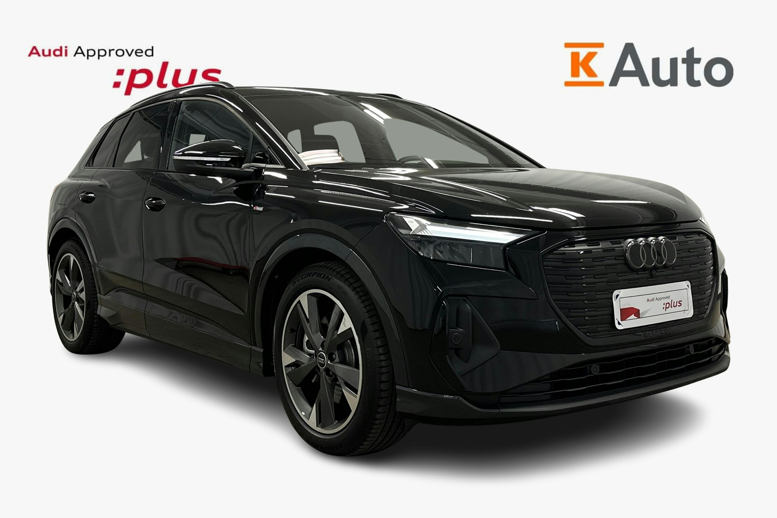 musta Audi Q4 e-tron 2024 kuva 1.