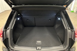 musta Audi Q4 e-tron 2024 kuva 13.
