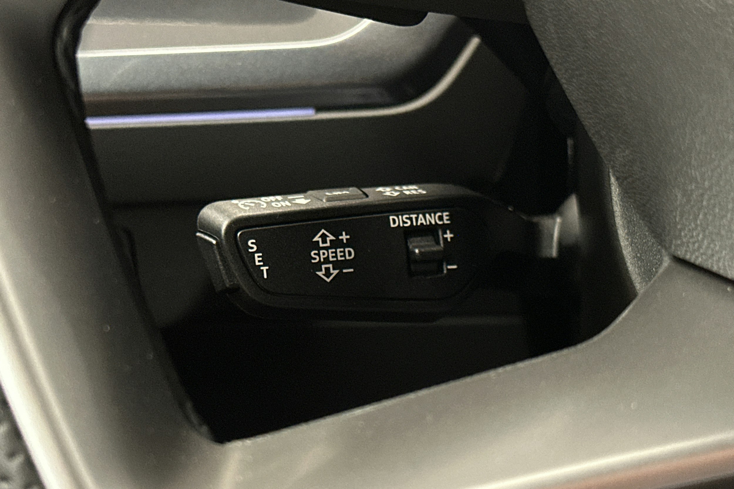musta Audi Q4 e-tron 2024 kuva 21.
