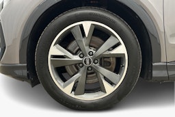 harmaa Audi Q4 e-tron 2024 kuva 11.