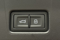 harmaa Audi Q4 e-tron 2024 kuva 14.