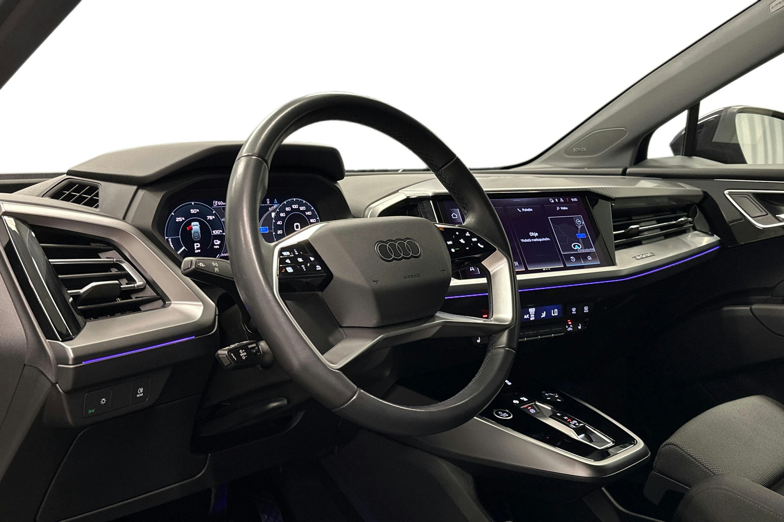 violetti Audi Q4 e-tron 2024 kuva 7.