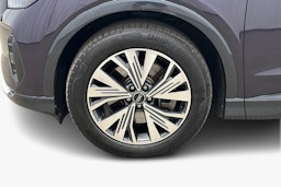 violetti Audi Q4 e-tron 2024 kuva 11.