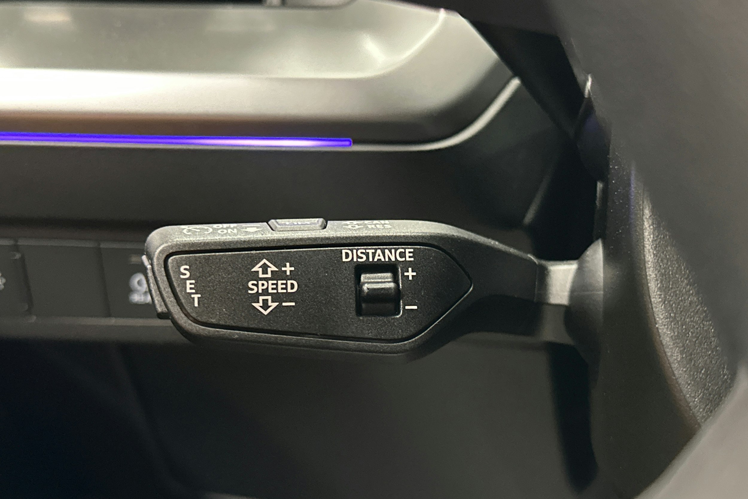violetti Audi Q4 e-tron 2024 kuva 22.