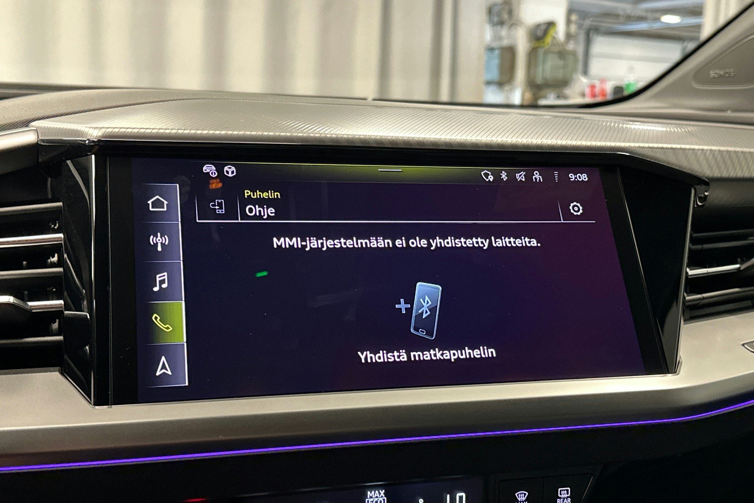 violetti Audi Q4 e-tron 2024 kuva 28.
