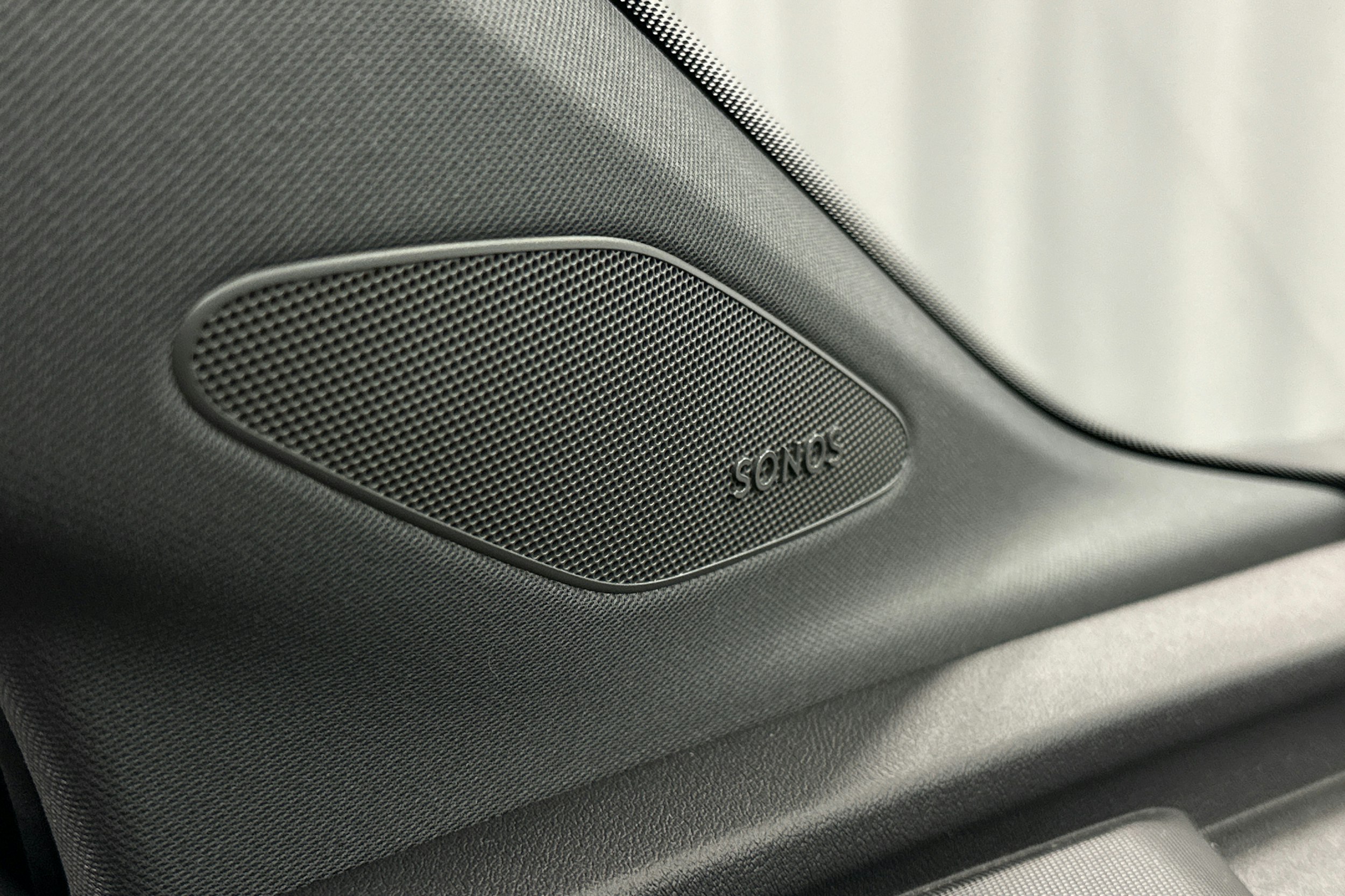 violetti Audi Q4 e-tron 2024 kuva 35.