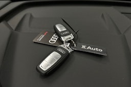 violetti Audi Q4 e-tron 2024 kuva 36.