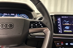 musta Audi Q4 e-tron 2024 kuva 19.