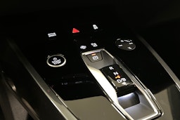 musta Audi Q4 e-tron 2024 kuva 25.