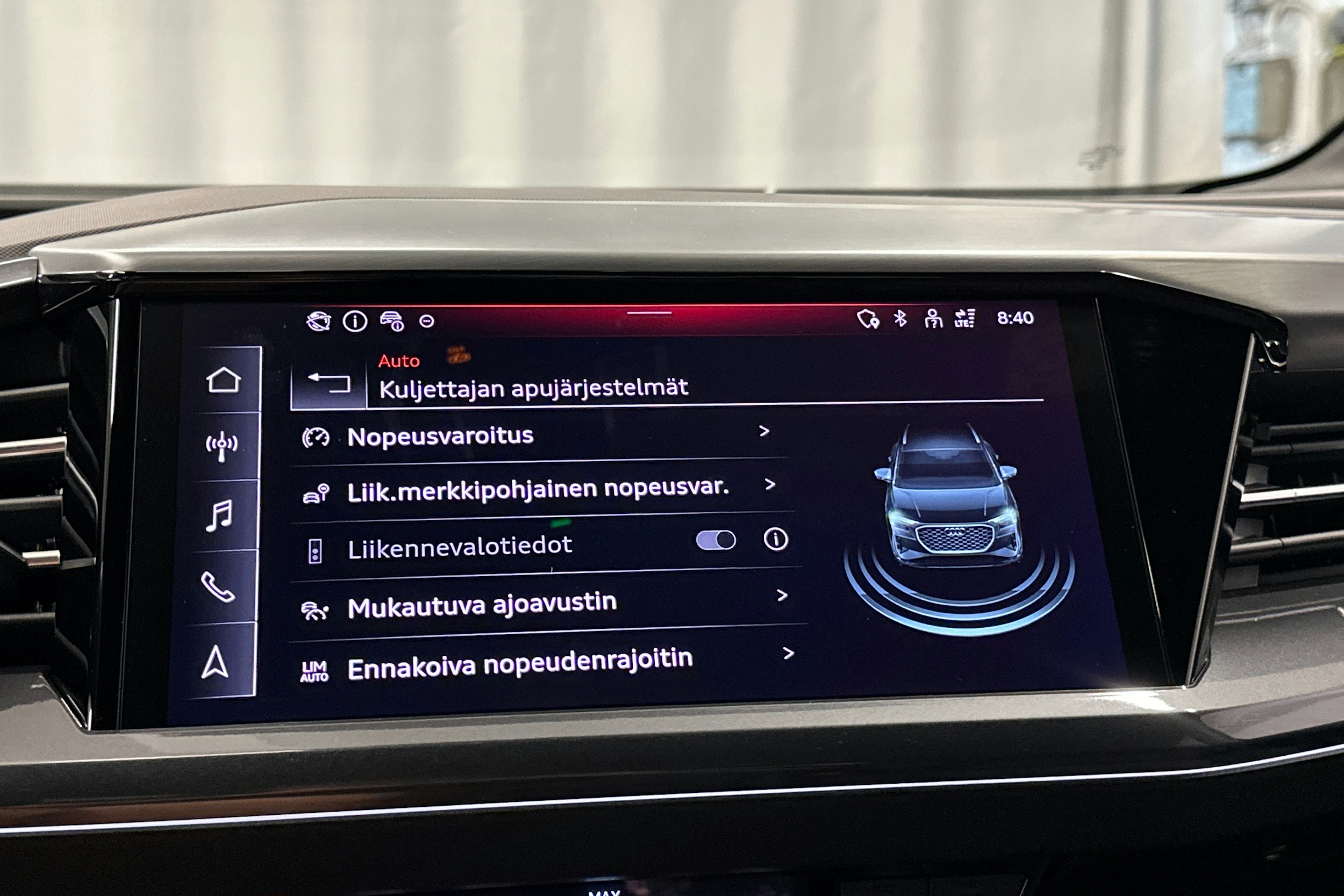 musta Audi Q4 e-tron 2024 kuva 30.