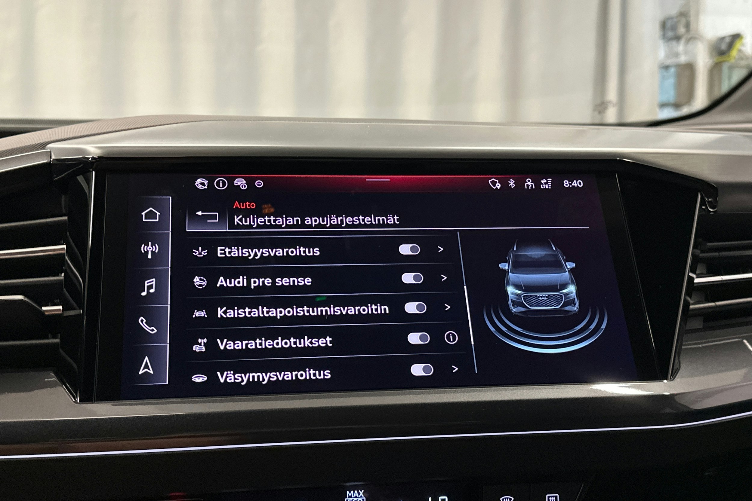 musta Audi Q4 e-tron 2024 kuva 31.