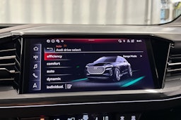 musta Audi Q4 e-tron 2024 kuva 34.