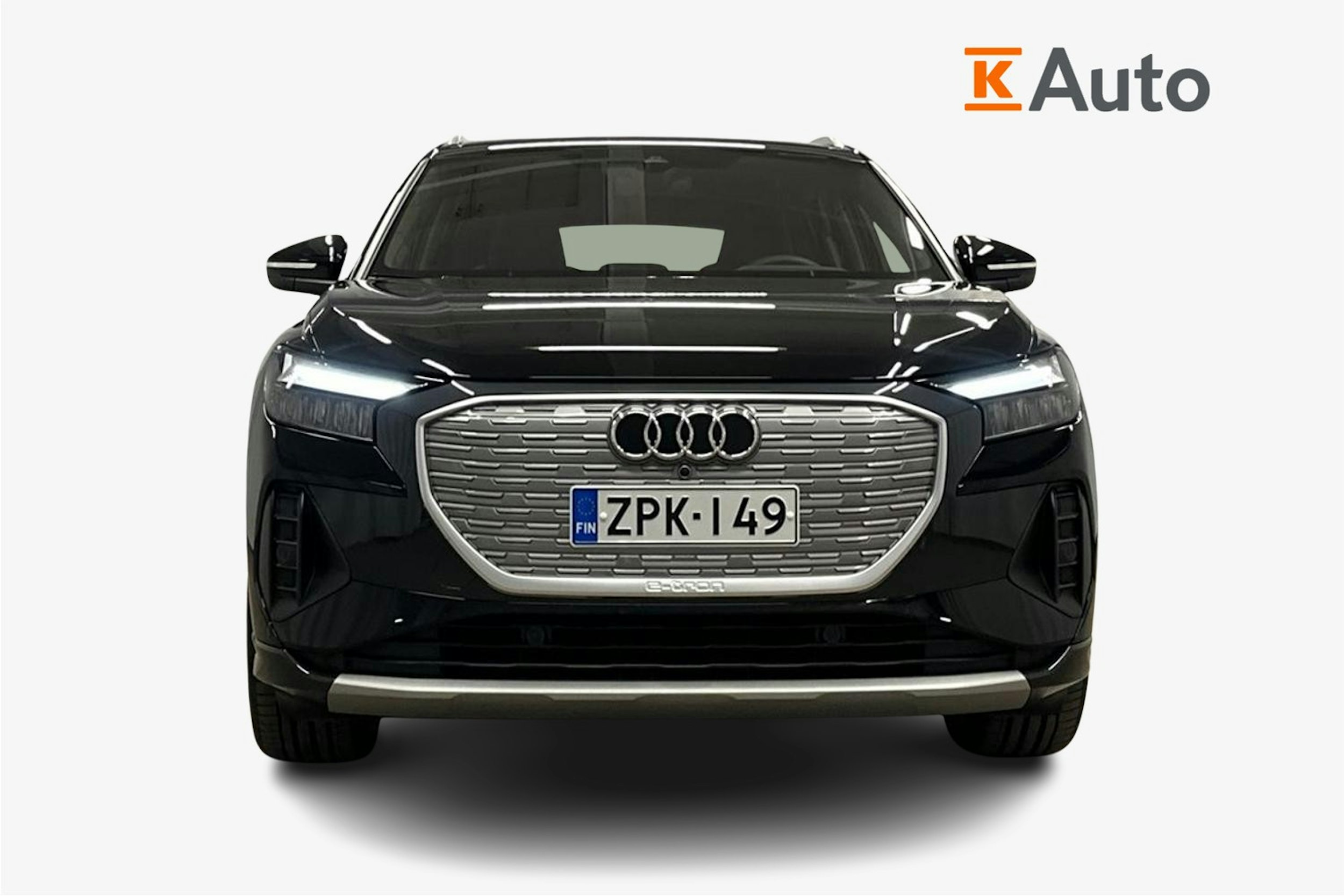 musta Audi Q4 e-tron 2024 kuva 5.