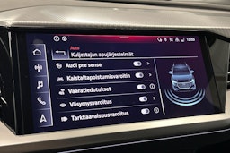 musta Audi Q4 e-tron 2024 kuva 28.
