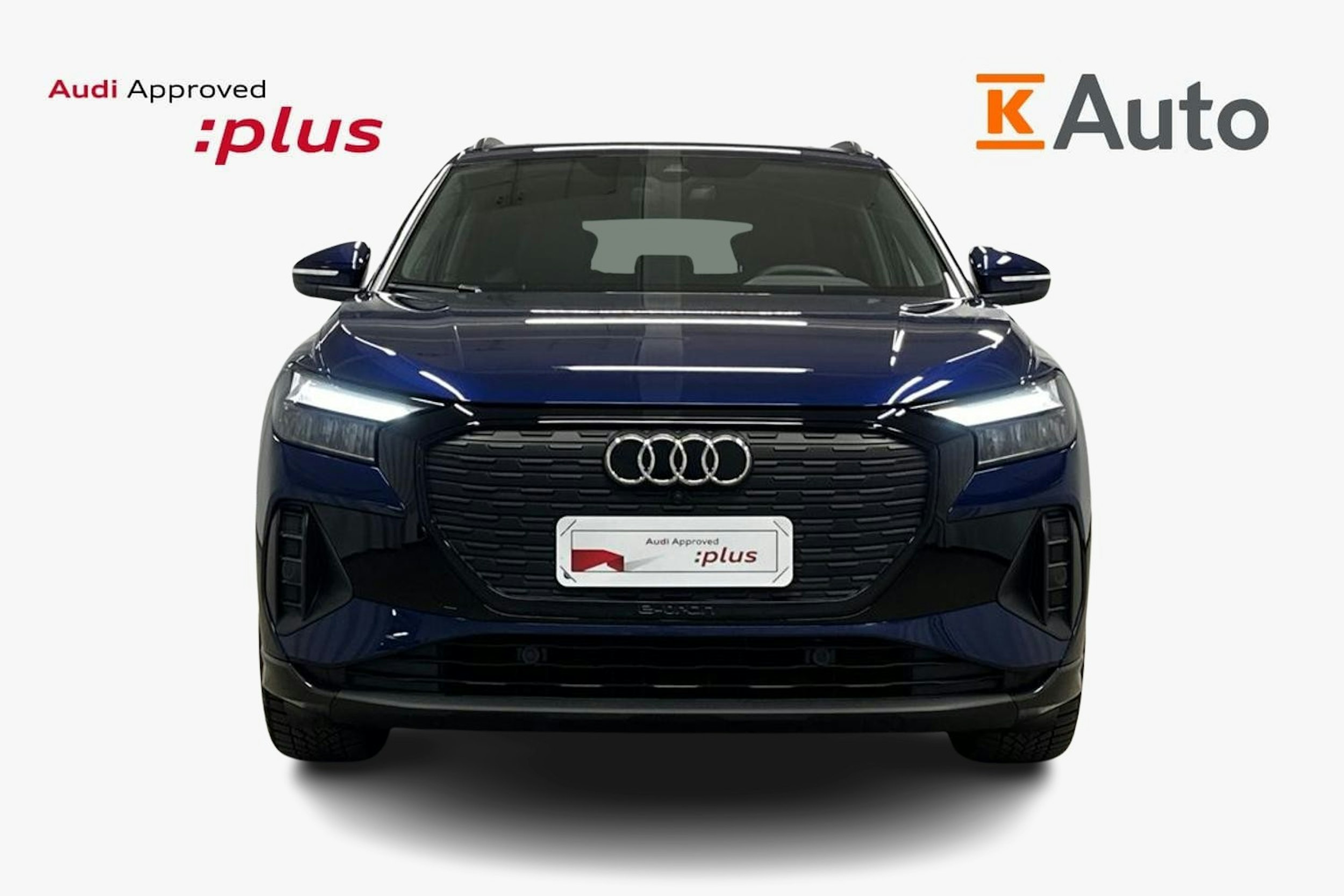 sininen Audi Q4 e-tron 2024 kuva 5.
