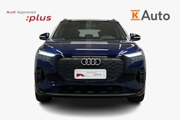 sininen Audi Q4 e-tron 2024 kuva 5.