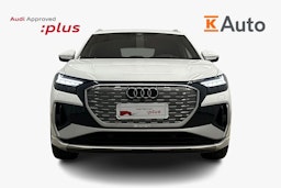 valkoinen Audi Q4 e-tron 2024 kuva 4.