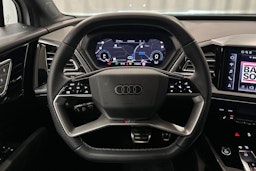 valkoinen Audi Q4 e-tron 2024 kuva 15.