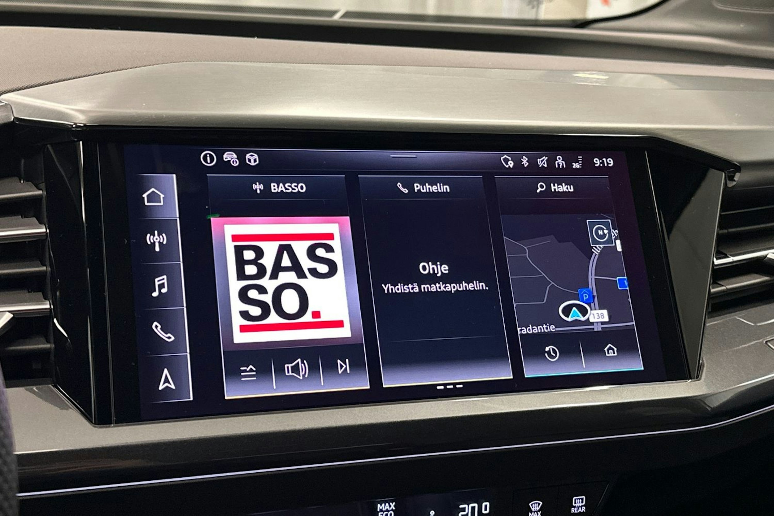 valkoinen Audi Q4 e-tron 2024 kuva 24.