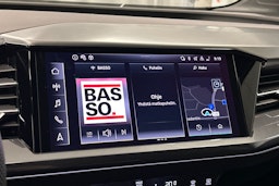 valkoinen Audi Q4 e-tron 2024 kuva 24.