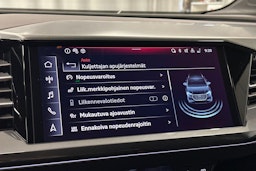 valkoinen Audi Q4 e-tron 2024 kuva 28.
