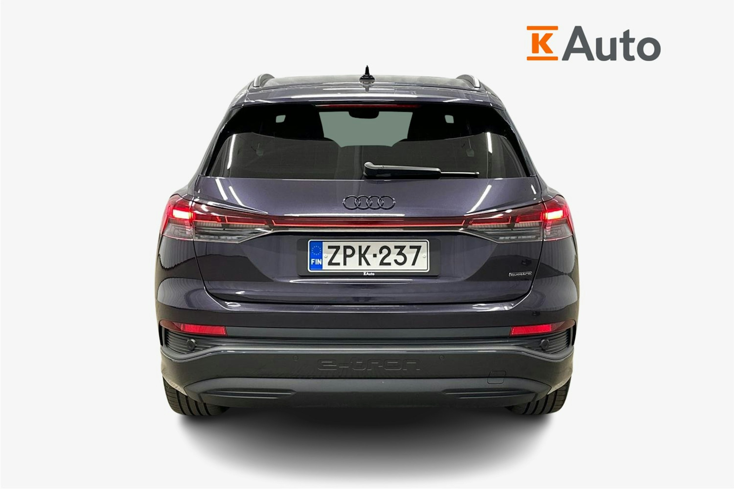 violetti Audi Q4 e-tron 2024 kuva 3.