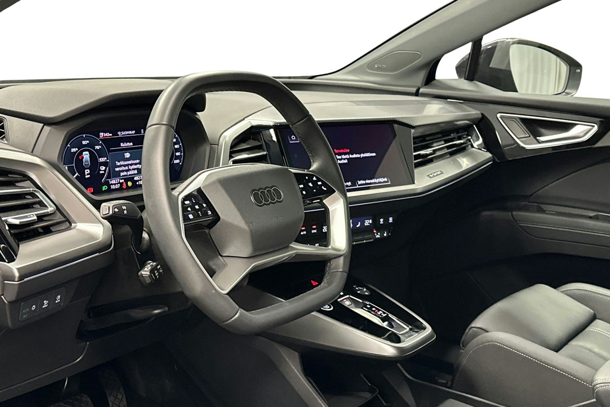 violetti Audi Q4 e-tron 2024 kuva 7.