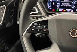 violetti Audi Q4 e-tron 2024 kuva 14.