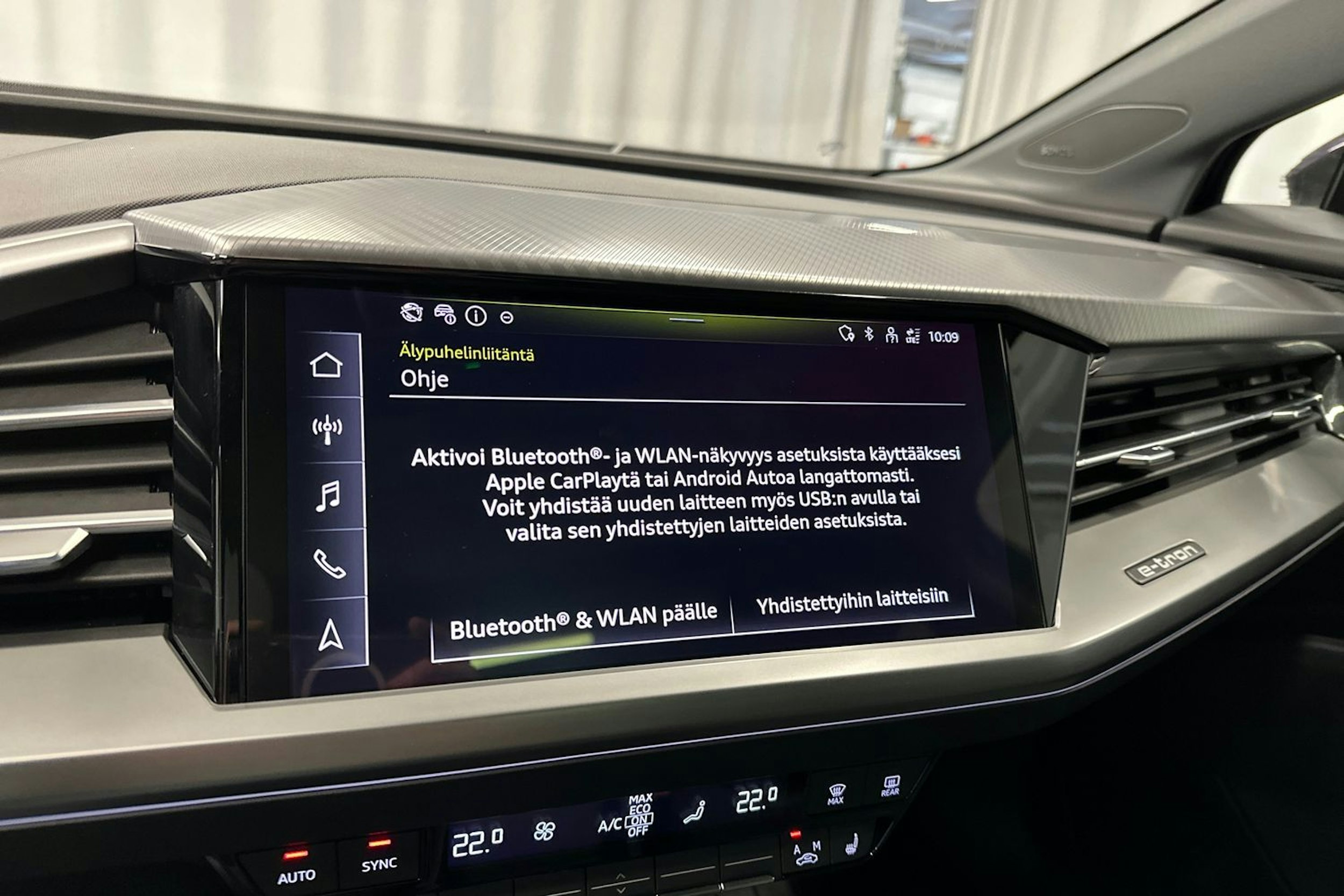 violetti Audi Q4 e-tron 2024 kuva 26.