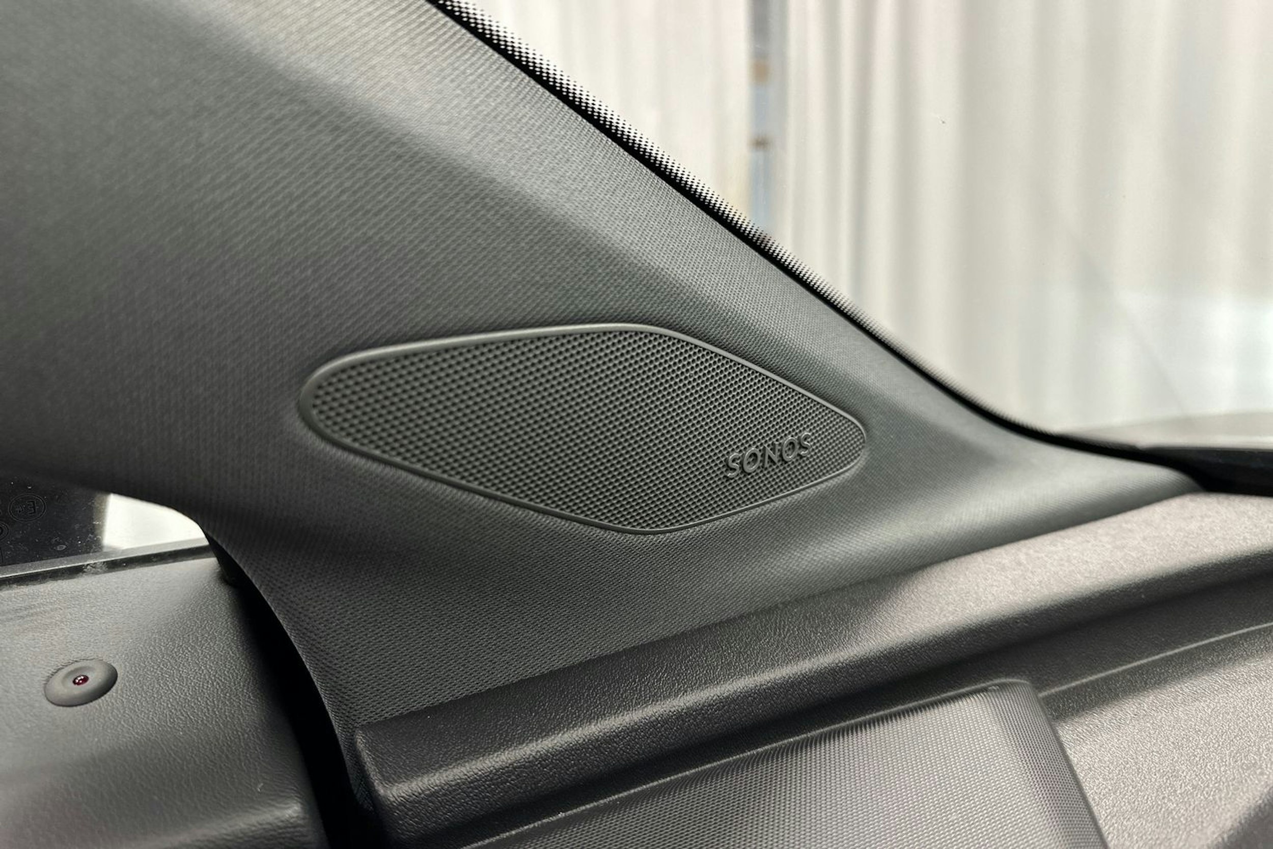 violetti Audi Q4 e-tron 2024 kuva 29.