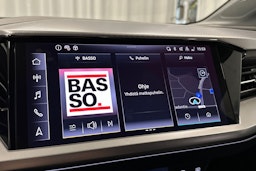 musta Audi Q4 e-tron 2024 kuva 23.