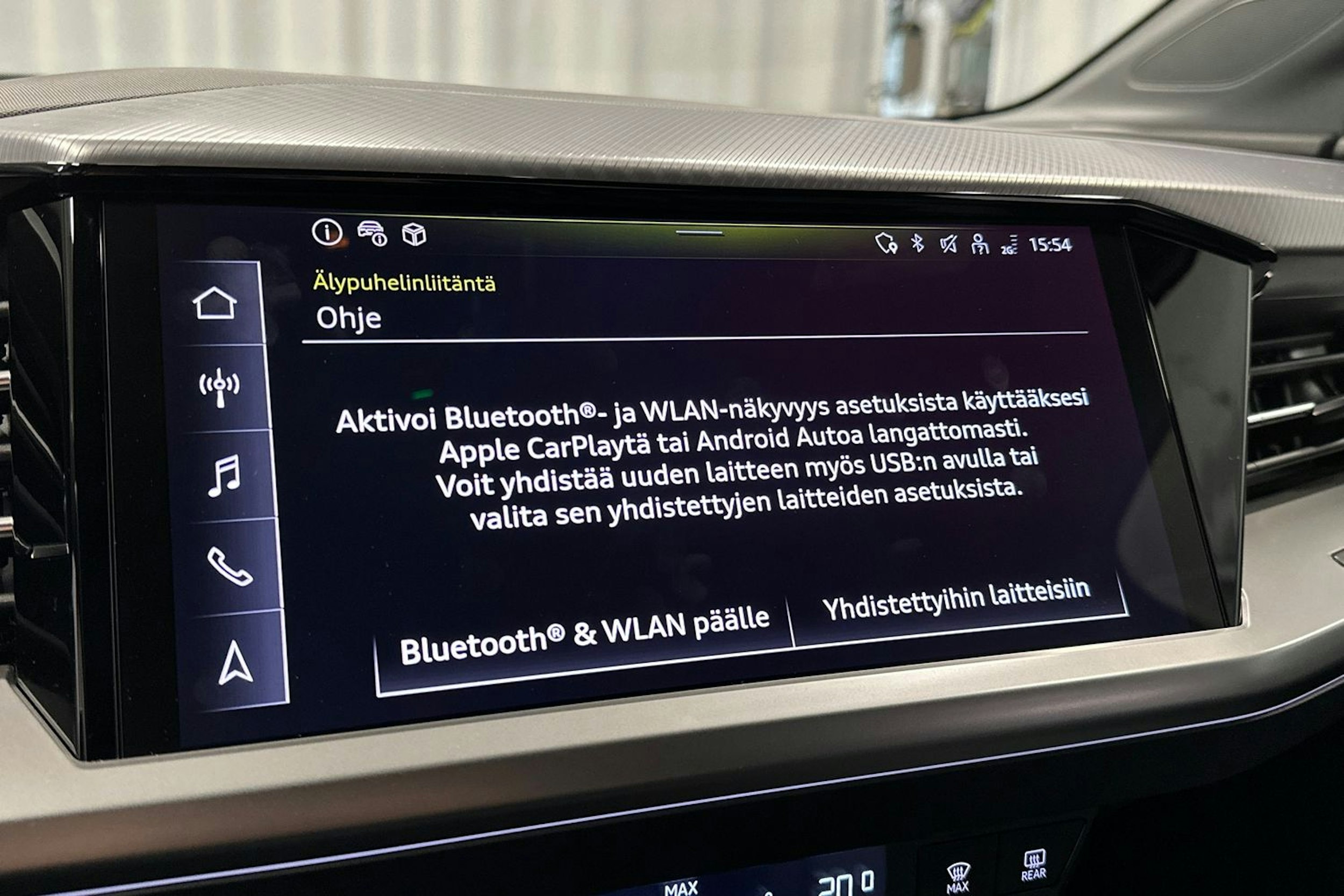 musta Audi Q4 e-tron 2024 kuva 25.