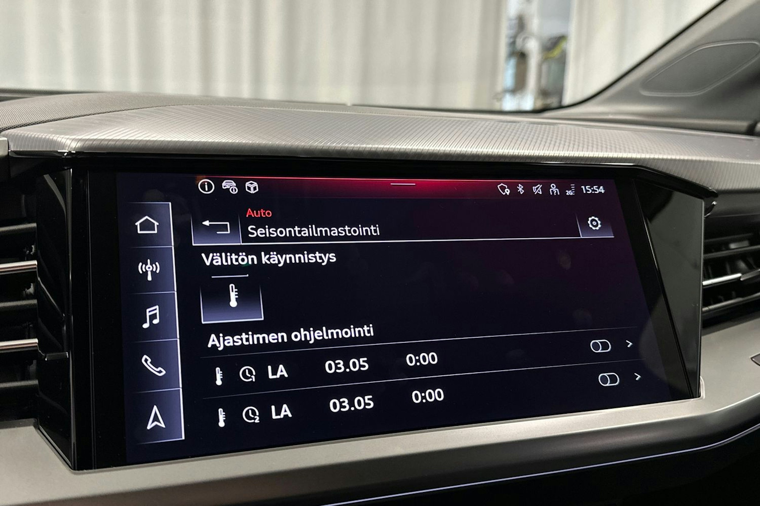 musta Audi Q4 e-tron 2024 kuva 26.