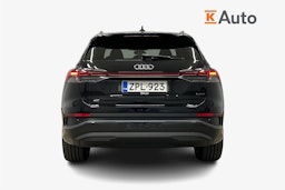 musta Audi Q4 e-tron 2024 kuva 3.