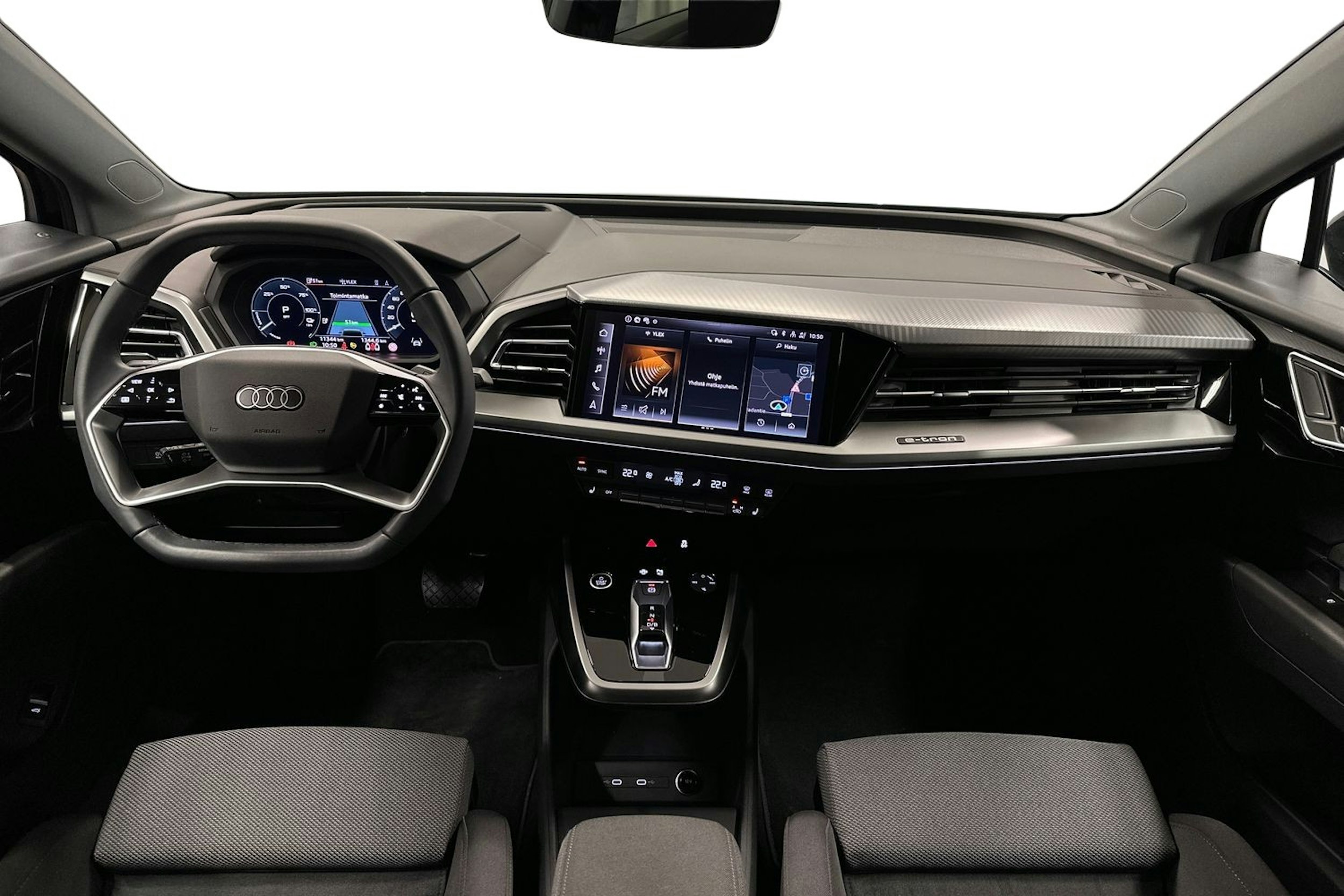 musta Audi Q4 e-tron 2024 kuva 9.