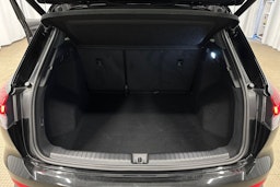 musta Audi Q4 e-tron 2024 kuva 16.
