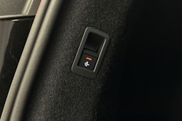 musta Audi Q4 e-tron 2024 kuva 18.
